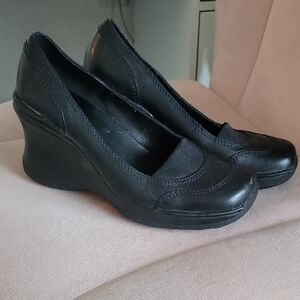 Aldo Black Leather Wedges
